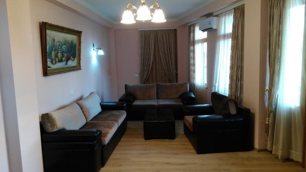 Anano Apartment On Botanikuri 트빌리시 객실 사진
