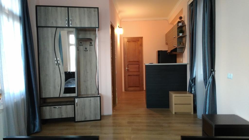 Anano Apartment On Botanikuri 트빌리시 객실 사진